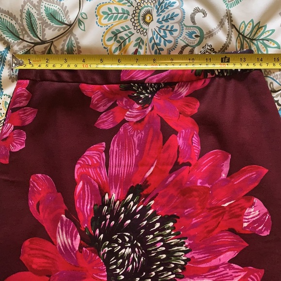 Trina Turk Fuchsia / Pink  Floral Skirt Set - Picture 13 of 14